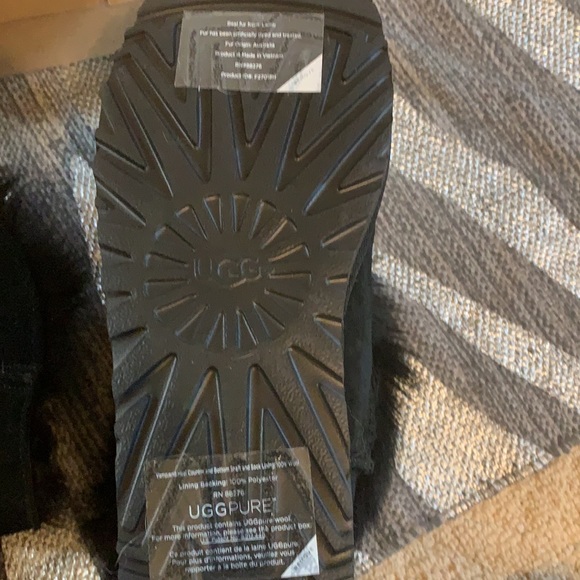 NIB UGG Valentina black boots Swarovski crystal 9 - Picture 10 of 12